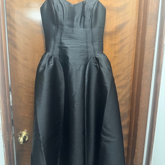 Express Black Satin Midi Dress - Picture 3 of 12